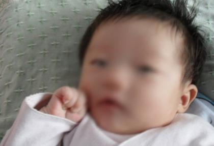 Çin'li anne: Bebeğim kazayla tuvalete düştü