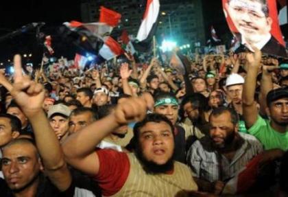 Mısır'da çatışmalar sürüyor: 17 Ölü