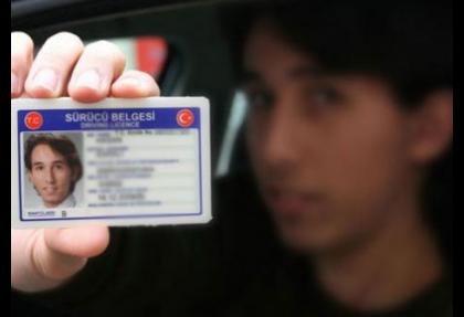 Sürücü belgelerinin değişim ücreti belli oldu