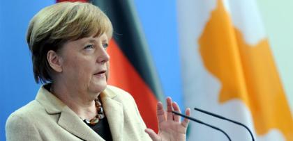 Merkel, Türklerle ilgili kararı uygulayacakmış