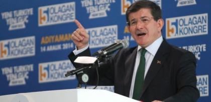 Davutoğlu'ndan Gülen'e ağır benzetme: "Şizofrenik"